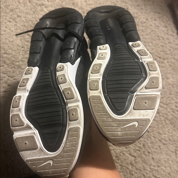 Nike Air Max 270 Black and White Sneakers - Picture 3 of 6